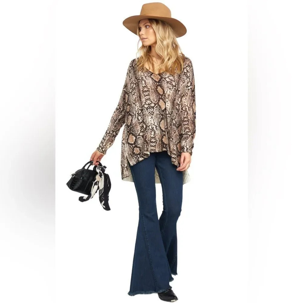 Show Me Your Mumu Snake Print Hug‎ Me Sweater Size XS